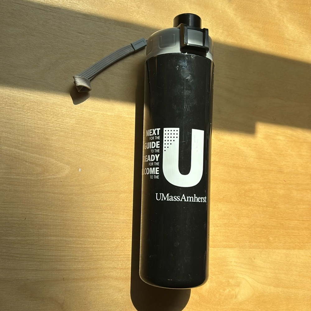 UMASS Amherst plastic water bottle, BPA free